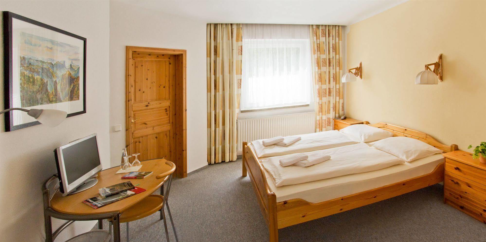 Hotel Garni Grundmuehle Bad Schandau Dış mekan fotoğraf